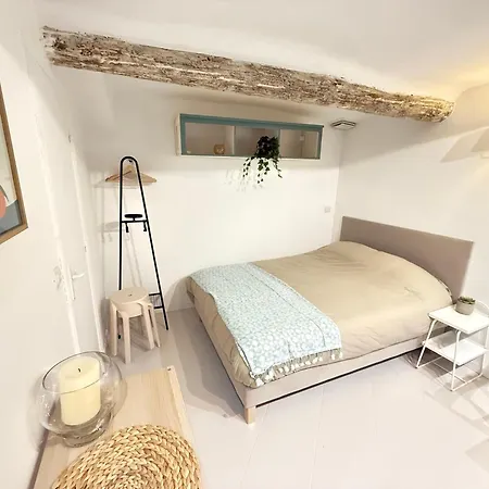 New - Vieil - Les Remparts Lejlighed *