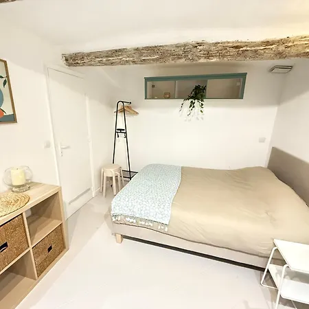 New - Vieil - Les Remparts * Antibes