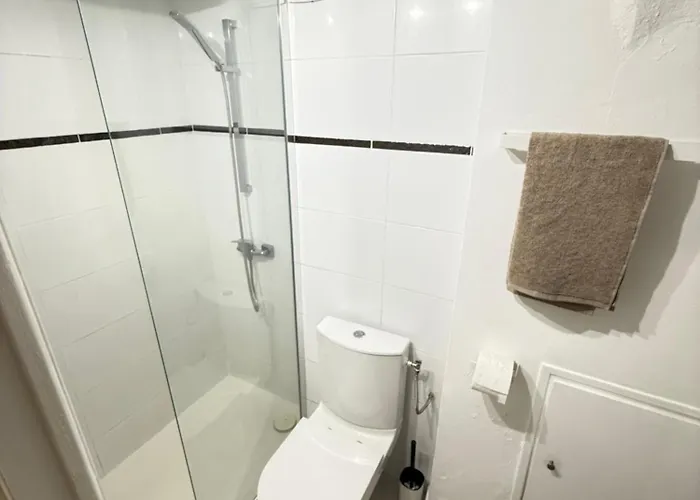 New - Vieil - Les Remparts